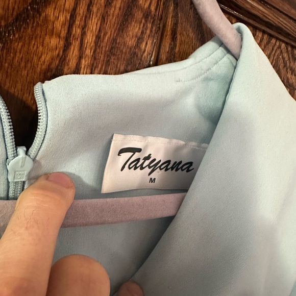 Tatyana Green A-Line Midi Dress with Puff Sleeves - Picture 2 of 3